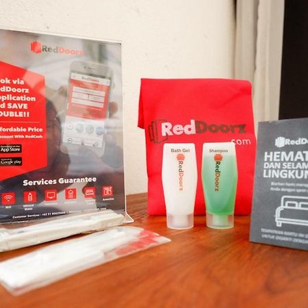 Reddoorz @ Jalan Raya Semat Canggu Vandrarhem Bali Exteriör bild