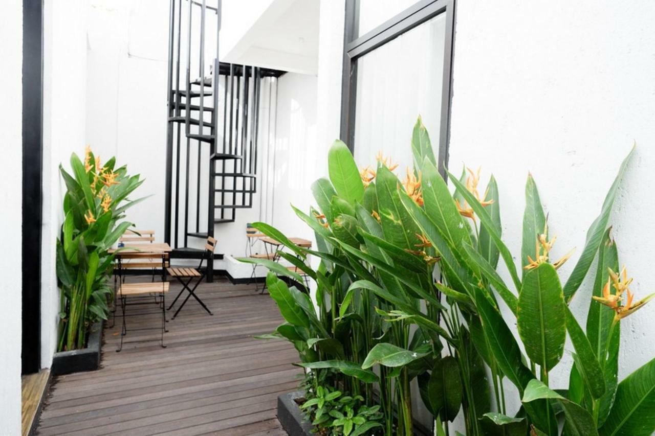 Reddoorz @ Jalan Raya Semat Canggu Vandrarhem Bali Exteriör bild